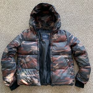 American Eagle puffer jacket